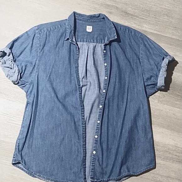 GAP Tops - Women's s Blue Denim Shirt